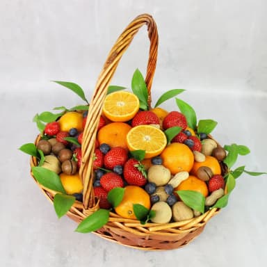 Фруктовая корзина с орехами №129