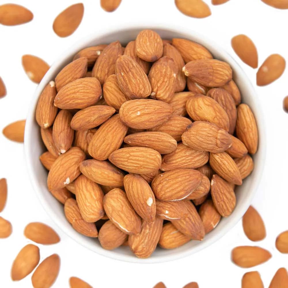 Миндаль очищенный жареный на развес 250 г